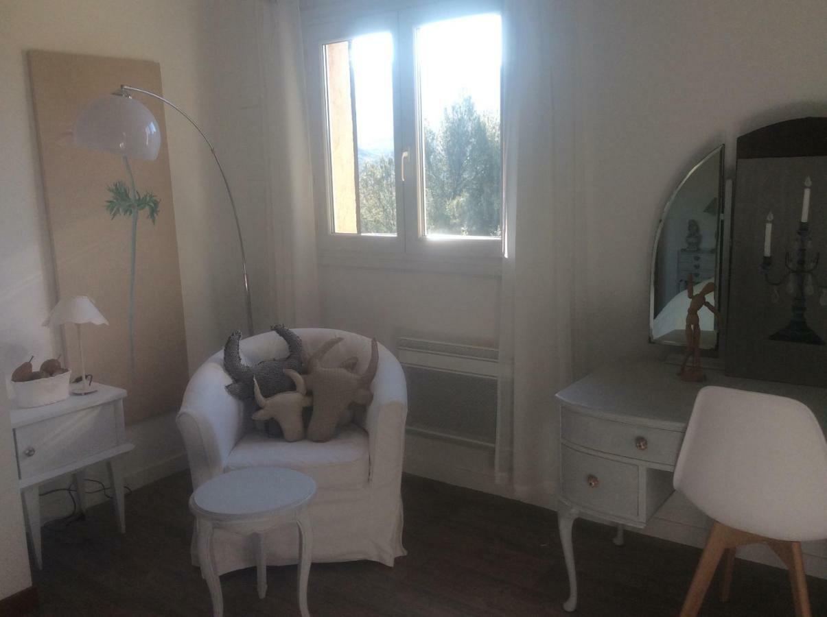 Chambre Lumineuse, Calme Absolu Allauch Luaran gambar